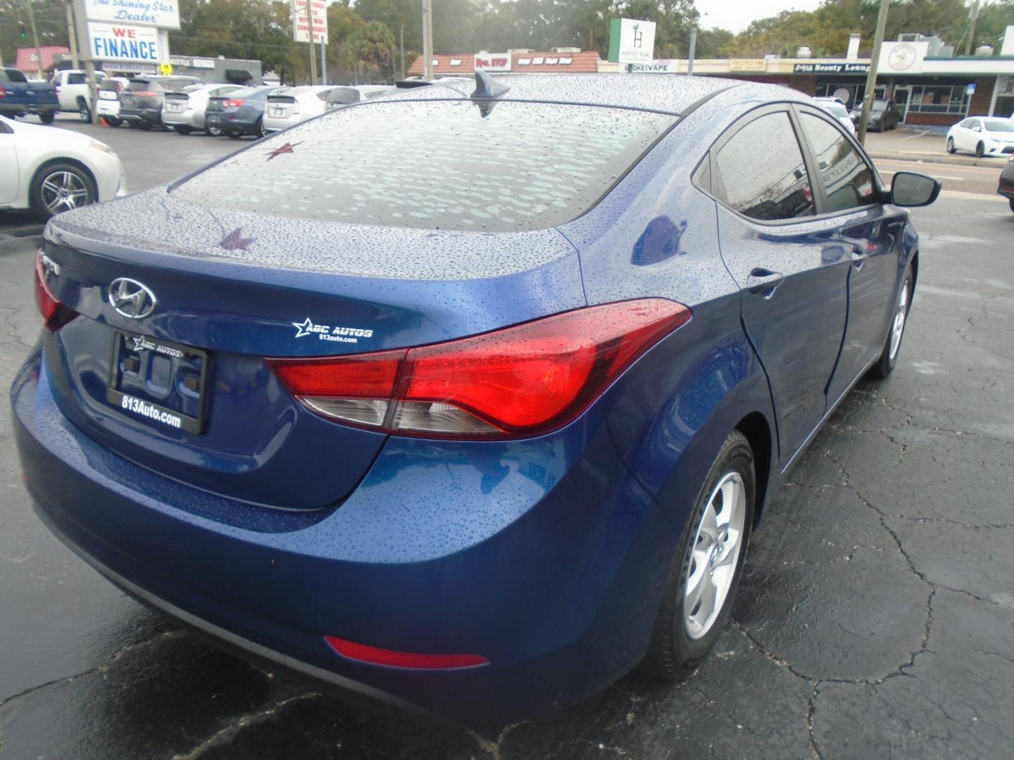 2015 Hyundai Elantra Limited (5NPDH4AE1FH) with an 1.8L L4 DOHC 16V engine, 6-Speed Automatic transmission, located at 6112 N Florida Avenue, Tampa, FL, 33604, (888) 521-5131, 27.954929, -82.459534 - Photo#3